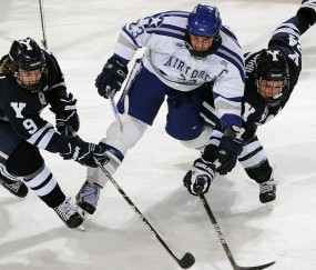 开云平台-王座之巅的利刃与圣盾，字母哥关键封盖与IG团队制胜的竞技启示录，王座之巅的利刃与圣盾，字母哥关键封盖与IG团队制胜的竞技启示录