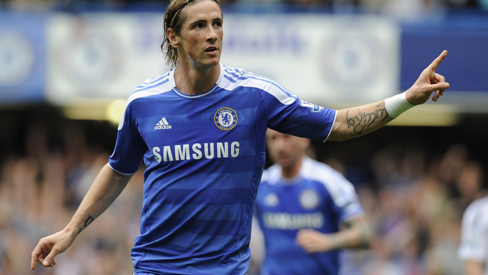 C罗巅峰对决哈兰德，40分钟激战曼联，纪录突破胜负悬疑，巅峰对决！C罗激战哈兰德40分钟纪录告破，曼联胜负留悬疑