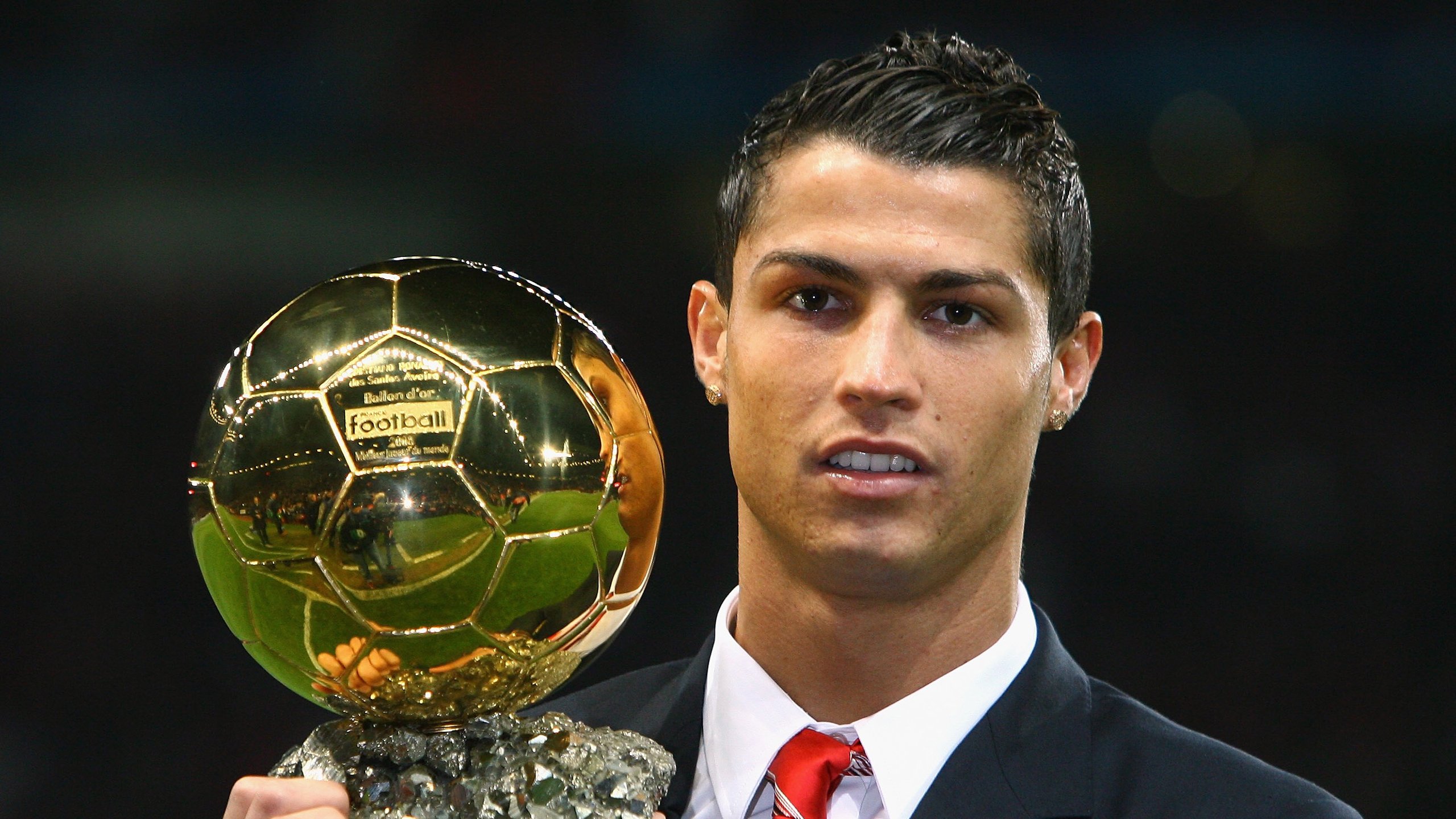 双翼焚天，巴黎圣日耳曼的战术手术刀如何肢解多特蒙德，双翼焚天，巴黎手术刀式战术肢解多特蒙德