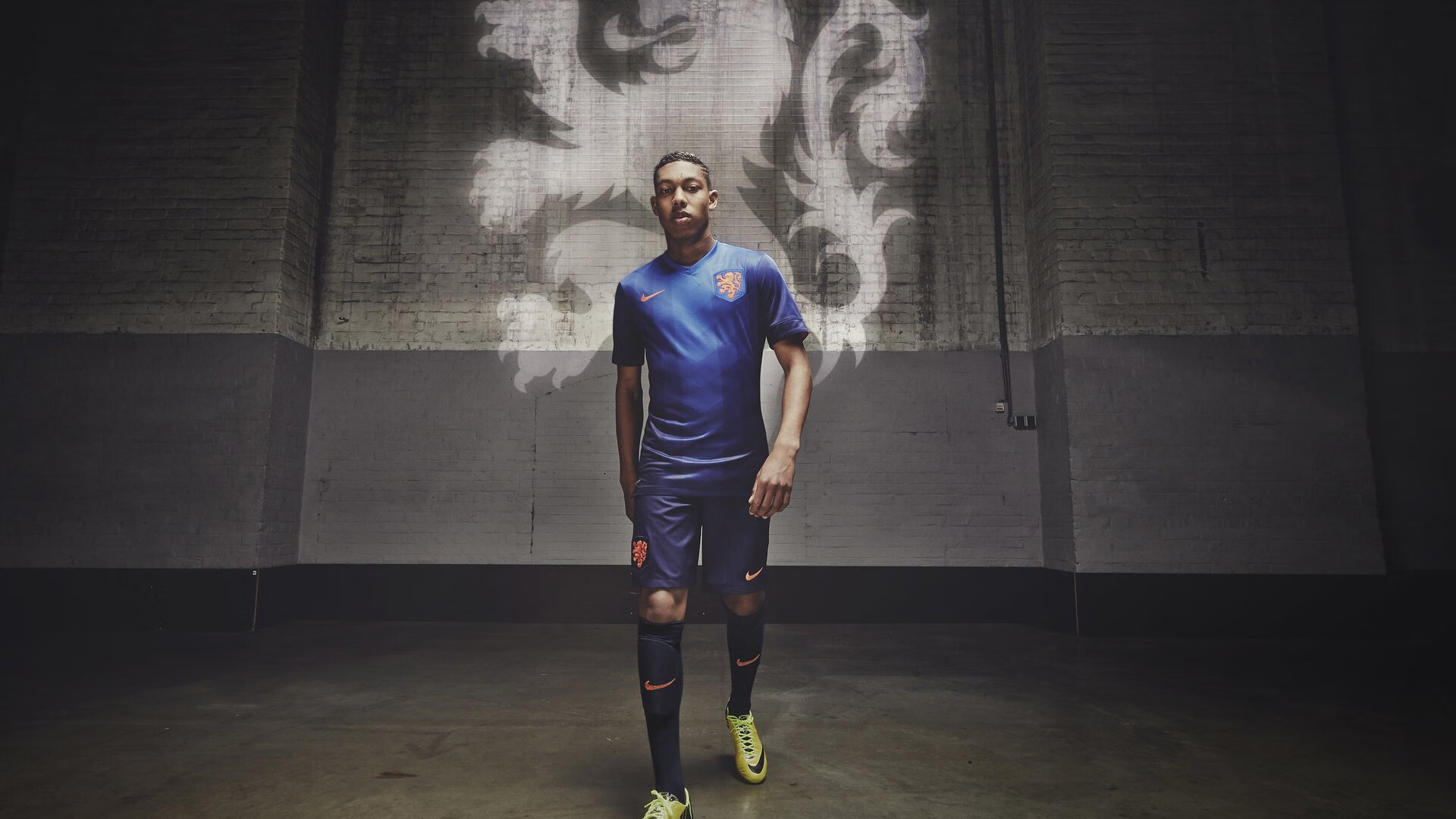 势不可挡！武磊连续五场破门，海港主帅盛赞，这小子挡不住！武磊五连击！海港主帅盛赞，这小子挡不住